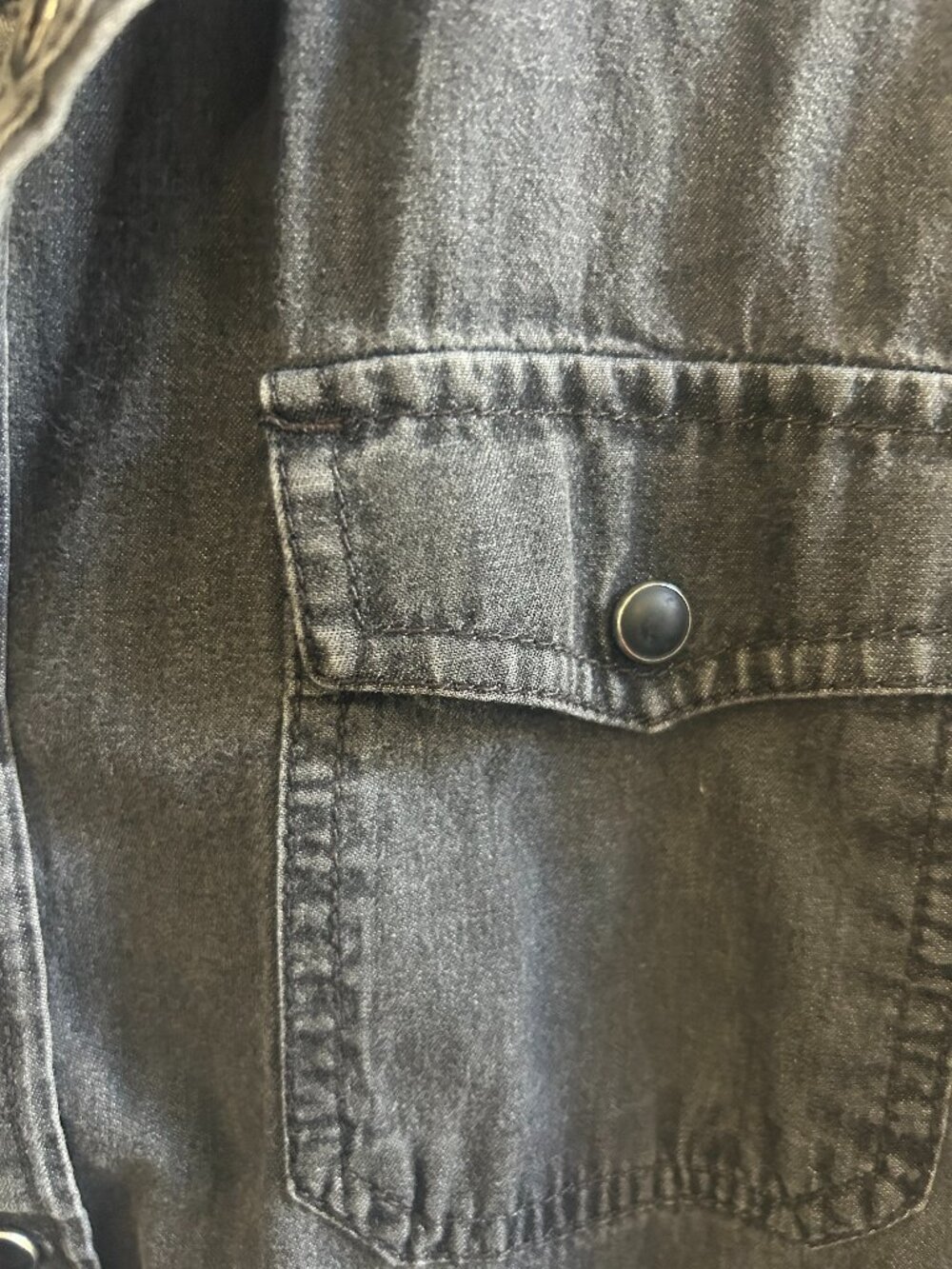 American Rag CIE Long Sleeve Poplin Button Down Shirt - Picture 3 of 3